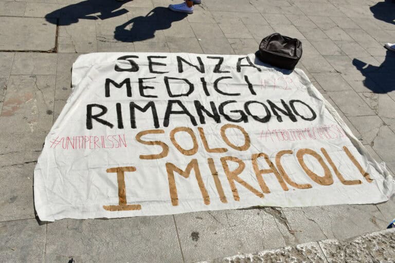 MEDICI IN MOBILITAZIONE PERMANENTE