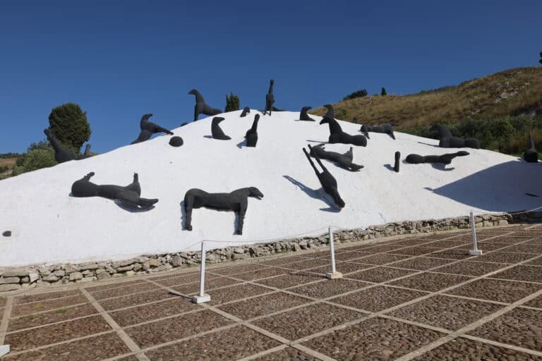 GIBELLINA. Il museo delle Trame Mediterranee ed il Cretto di  Burri